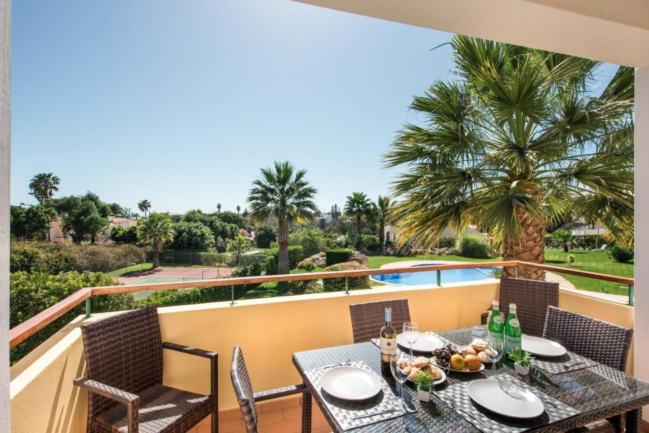 Luxurious First Floor Apartment Sleeps 4 Carvoeiro  Extérieur photo