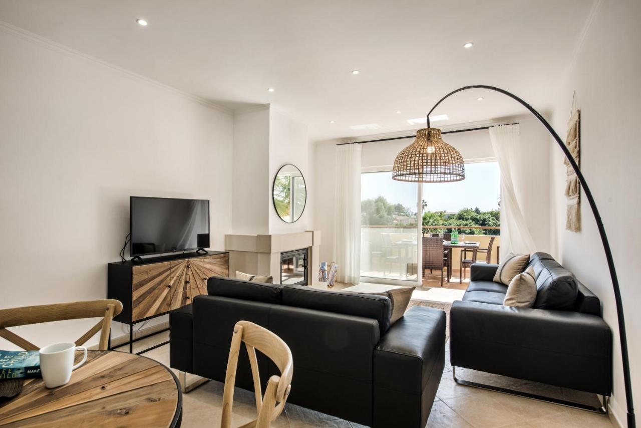 Luxurious First Floor Apartment Sleeps 4 Carvoeiro  Extérieur photo