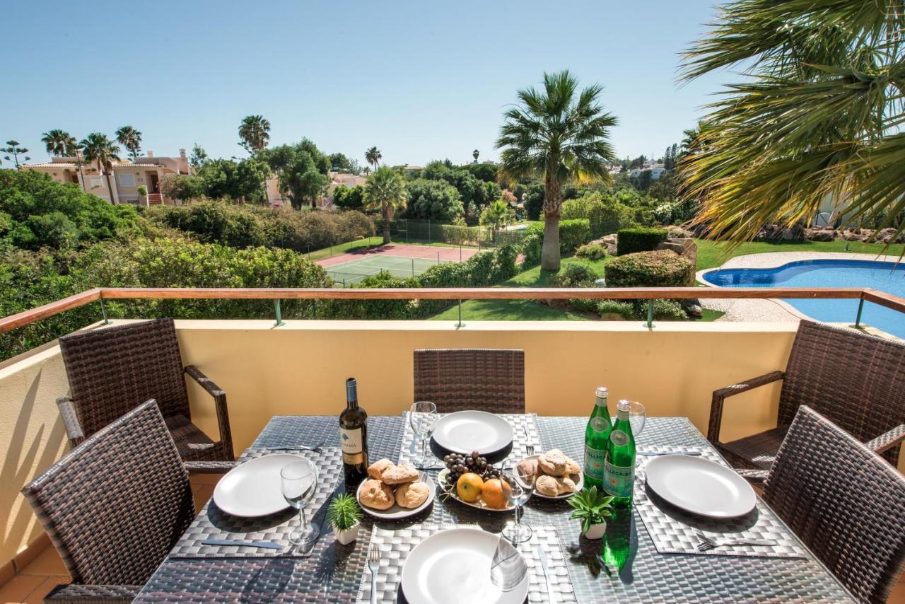 Luxurious First Floor Apartment Sleeps 4 Carvoeiro  Extérieur photo